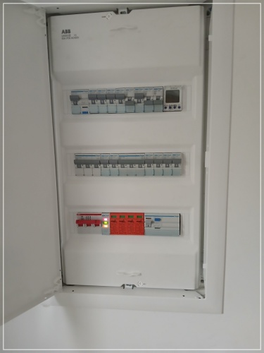 Usługi elektryczne instalacje elektryczne firma budowlana Nowy Sącz Nowy Targ